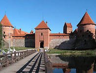 Дворцово-замковая архитектура стран Прибалтики